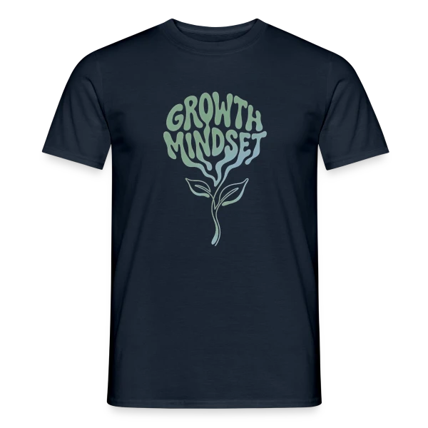 Maquette de T-shirt homme « Mentalité de Croissance » à personnaliser