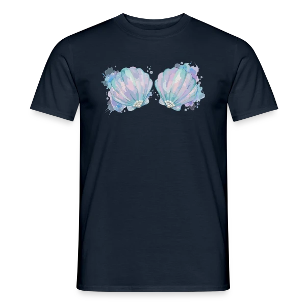 Maquette de T-shirt homme « Élégance Courbe » à personnaliser