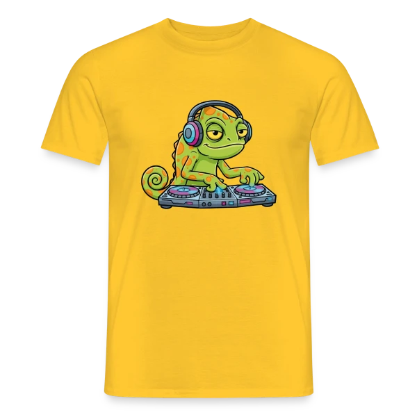 Maquette de T-shirt homme « Caméléon DJ Mascotte Cartoon » à personnaliser