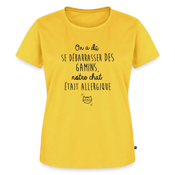 Maquette de T-shirt Premium bio Femme « Humour : Mon Chat Est Allergique » à personnaliser