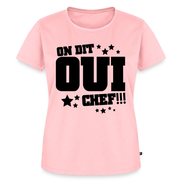 Maquette de T-shirt Premium bio Femme « Oui Chef ! Humour Hiérarchie de Bureau » à personnaliser