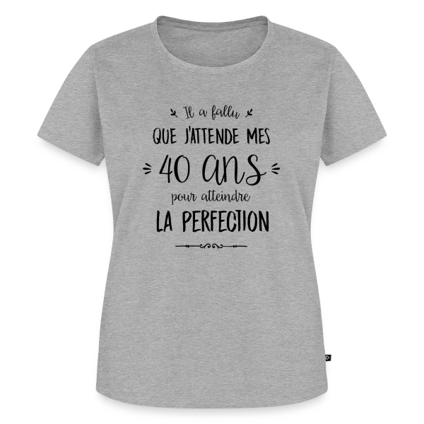 Maquette de T-shirt Premium bio Femme « 40 Ans et Parfait : L'Âge de la Perfection » à personnaliser