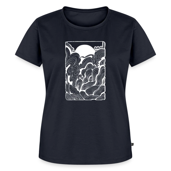 Maquette de T-shirt Premium bio Femme « Doodle Océan au Lever du Soleil » à personnaliser