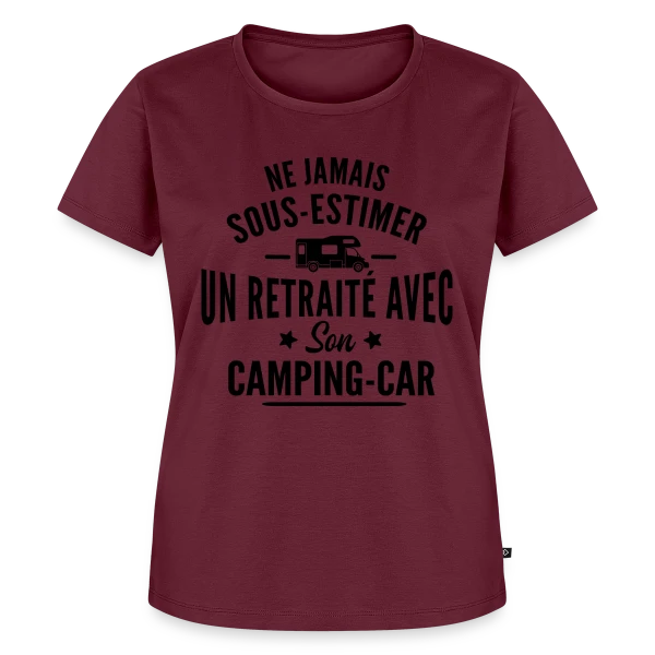 Maquette de T-shirt Premium bio Femme « Ne Jamais Sous-Estimer un Retraité en Camping-Car » à personnaliser