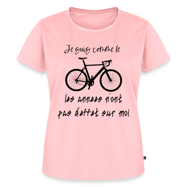 Maquette de T-shirt Premium bio Femme « Comme le Vélo, Les Années N'ont Pas d'Effet » à personnaliser