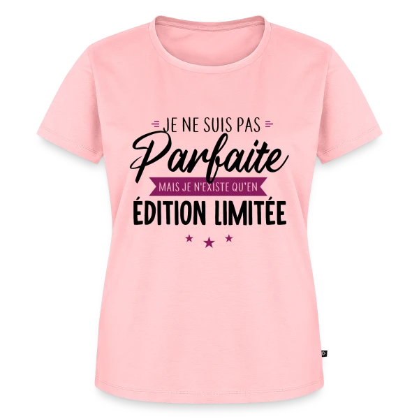 Maquette de T-shirt Premium bio Femme « Femme "Je Suis Une Édition Limitée" » à personnaliser