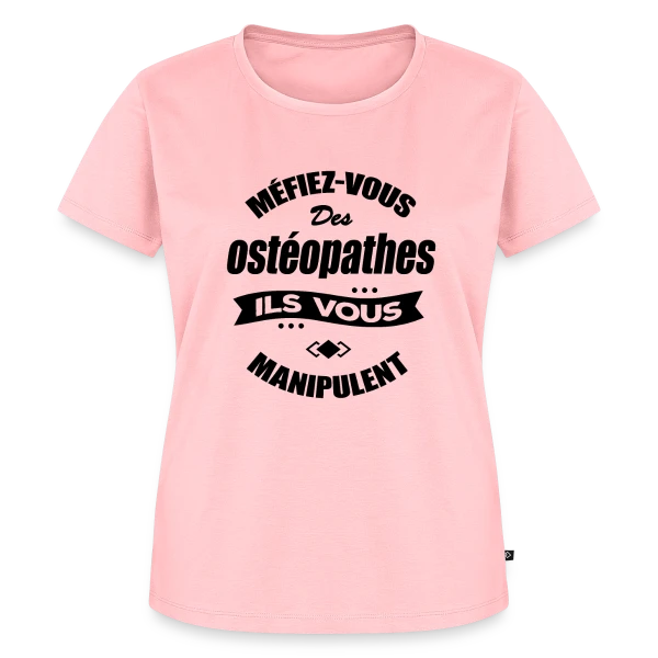Maquette de T-shirt Premium bio Femme « Ostéopathe Manipulateur Humour » à personnaliser