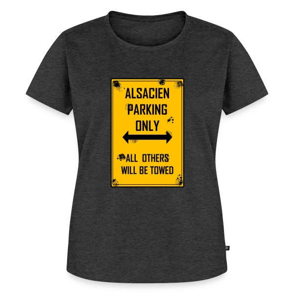 Maquette de T-shirt Premium bio Femme « Alsacien Parking Only » à personnaliser