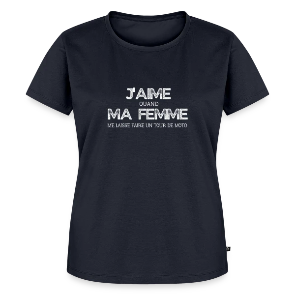 Maquette de T-shirt Premium bio Femme « Humour Moto 'Quand Ma Femme Me Laisse Faire un Tour' » à personnaliser