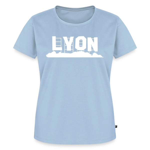 Maquette de T-shirt Premium bio Femme « Lyon Texte Blanc Classique » à personnaliser