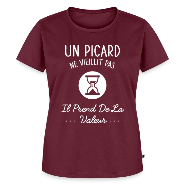 Maquette de T-shirt Premium bio Femme « Un Picard ne Vieillit Pas, il Prend de la Valeur - Humour Régional » à personnaliser
