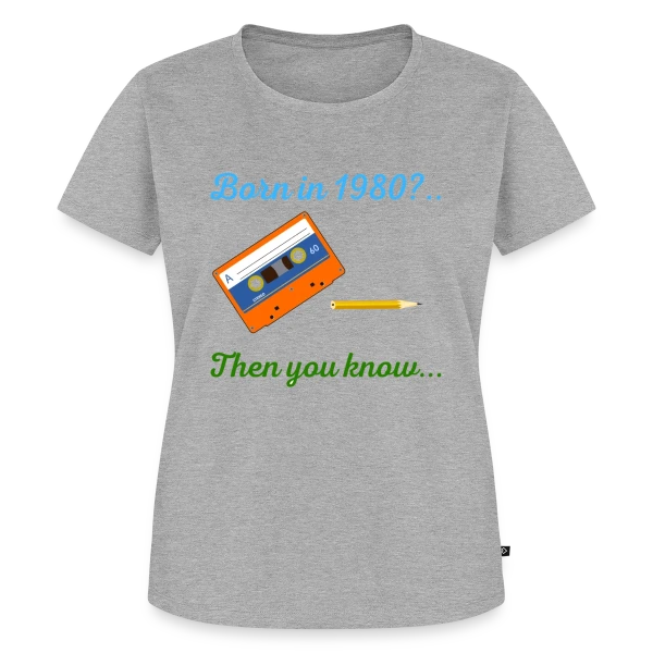 Maquette de T-shirt Premium bio Femme « Né en 1980 Cassette » à personnaliser