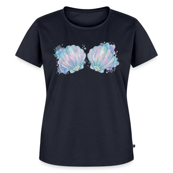 Maquette de T-shirt Premium bio Femme « Élégance Courbe » à personnaliser