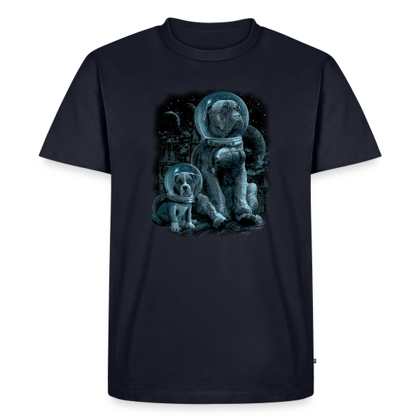 Maquette de T-shirt Premium bio Homme « Nostalgie Cosmique : Explorateur des Étoiles » à personnaliser