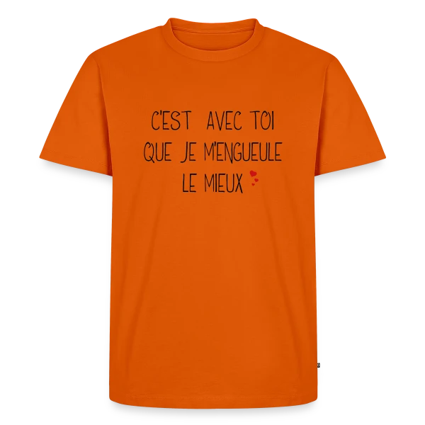 Maquette de T-shirt Premium bio Homme « Humour Couple : C'est avec toi que je m'engueule le mieux » à personnaliser