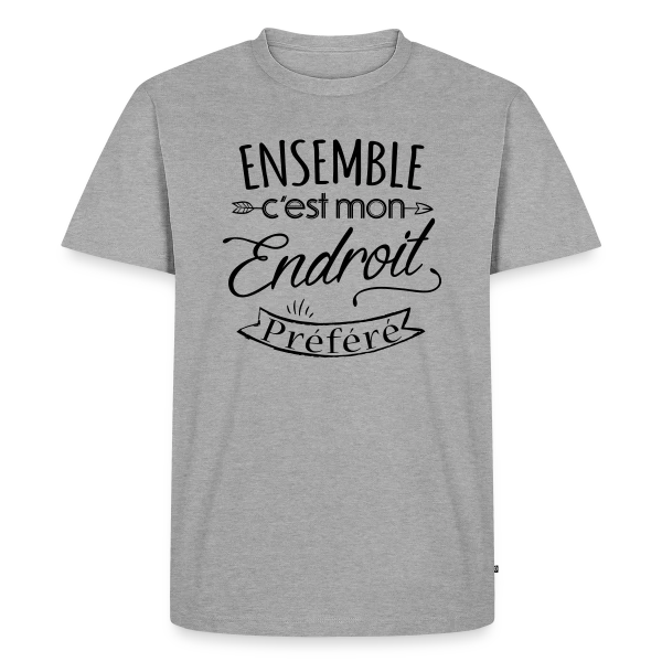 Maquette de T-shirt Premium bio Homme « 'Ensemble, notre endroit préféré' - Cadeau Amoureux » à personnaliser