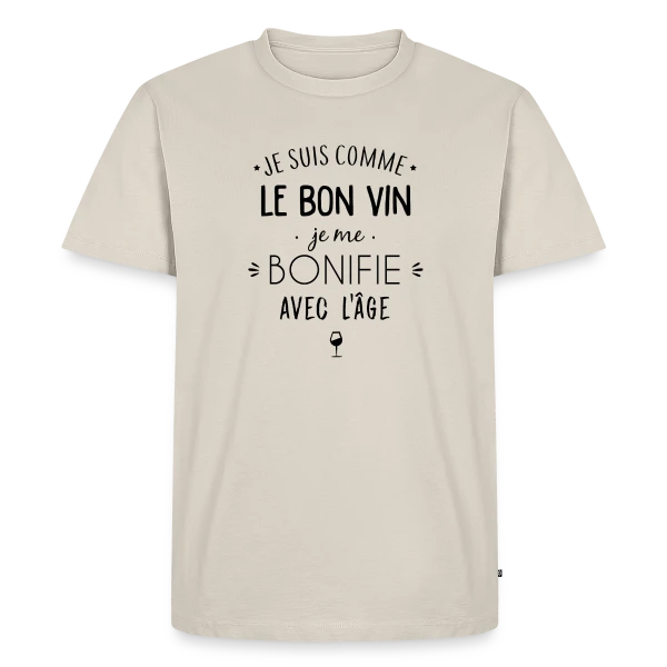 Maquette de T-shirt Premium bio Homme « Je me bonifie avec l'âge - Millésime Humour » à personnaliser