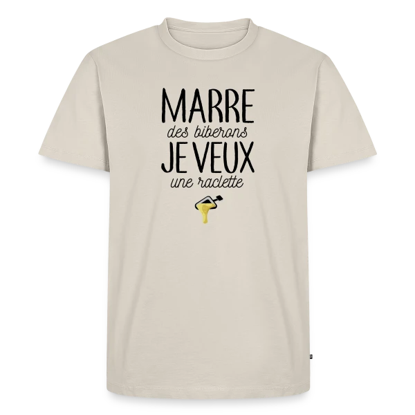 Maquette de T-shirt Premium bio Homme « Bébé Gourmand : Marre des Biberons, Je Veux une Raclette ! » à personnaliser