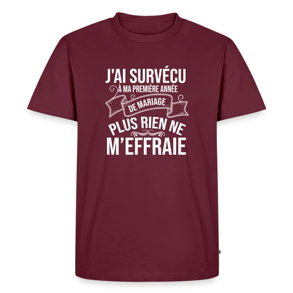 Maquette de T-shirt Premium bio Homme « 1 An de Mariage - J'ai Survécu ! Humour Couple » à personnaliser