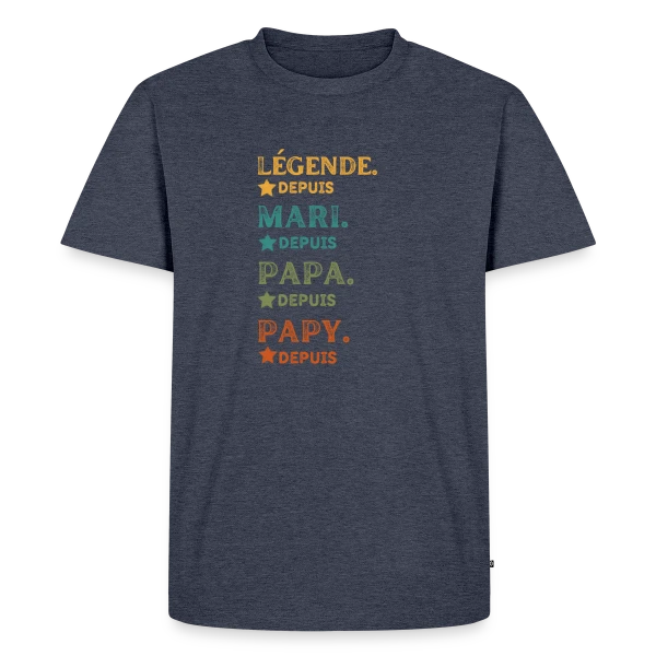Maquette de T-shirt Premium bio Homme « Légende Personnalisée : Mari, Papa, Papy Depuis [Année] » à personnaliser