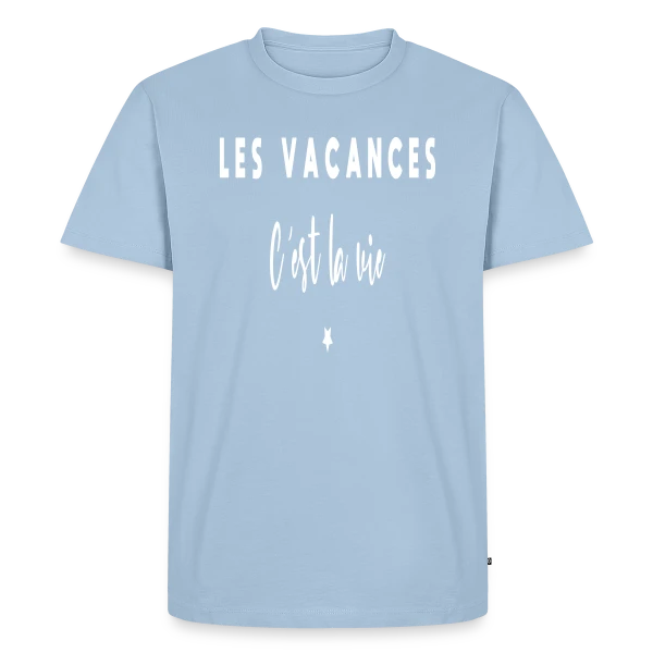 Maquette de T-shirt Premium bio Homme « Les Vacances, C'est la Vie : Évasion et Humour » à personnaliser