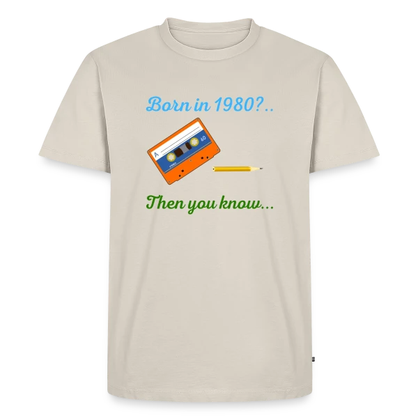 Maquette de T-shirt Premium bio Homme « Né en 1980 Cassette » à personnaliser