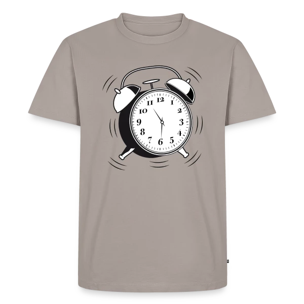 Maquette de T-shirt Premium bio Homme « Réveil Rétro 6h - L'Heure du Style Vintage » à personnaliser