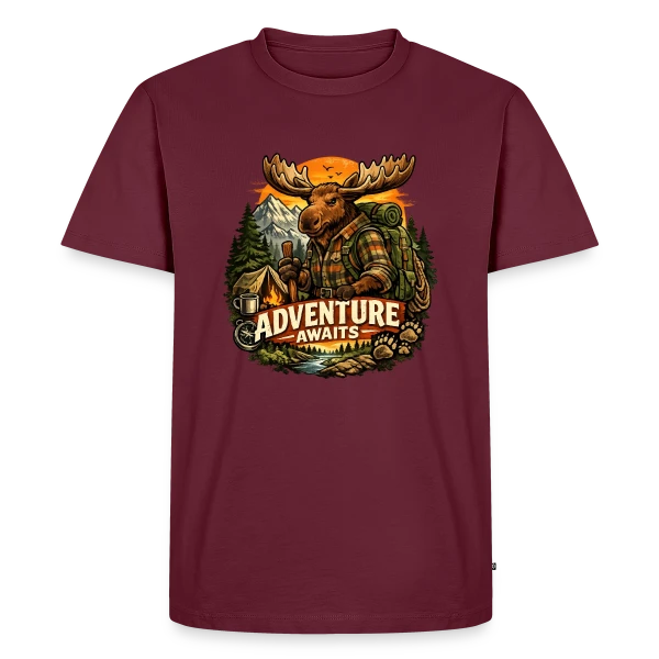 Maquette de T-shirt Premium bio Homme « Élan Randonneur Aventure » à personnaliser