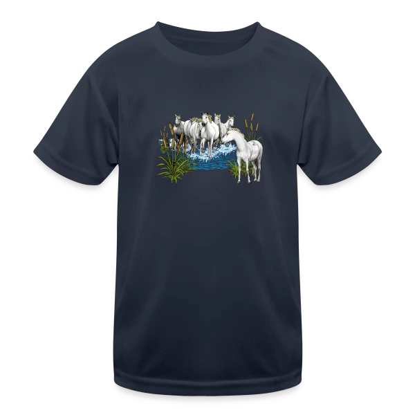 Chevaux Camarguais : L'Esprit Sauvage de la Camargue sur T-shirt sport Enfant